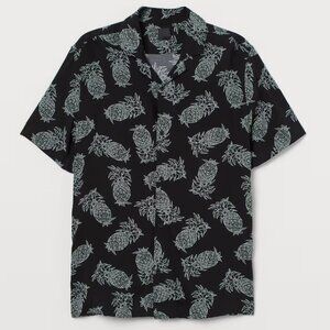 H&M Tropical Resort Pineapple Short Sleeve Shirt